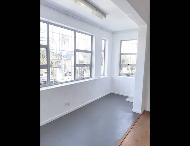 3 bed property to rent in WOODSTOCK
